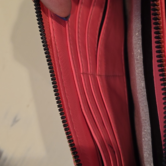 Betsey Johnson Pink Crossbody Bag - Picture 8 of 12